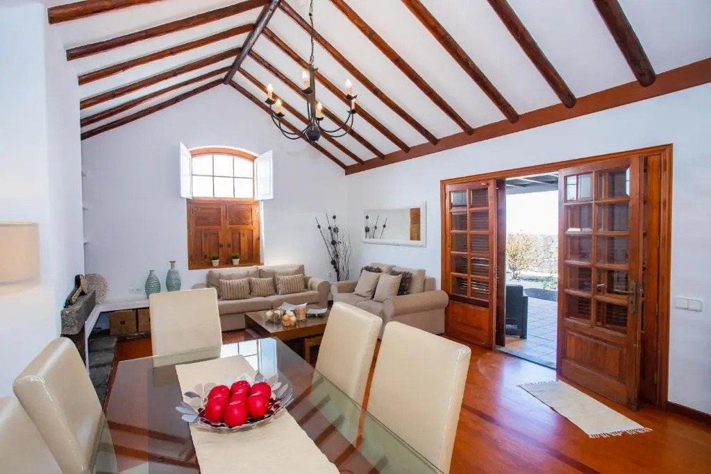 Casa Seara Piscina, Wifi y 400 metro de la playa