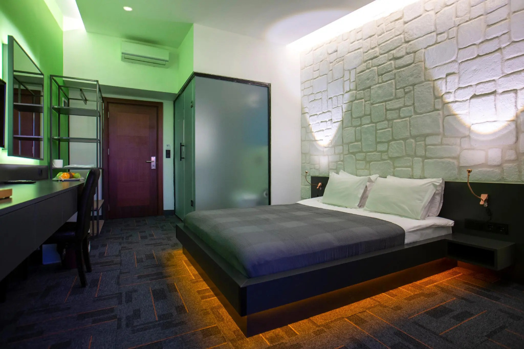 Mene City Hotel