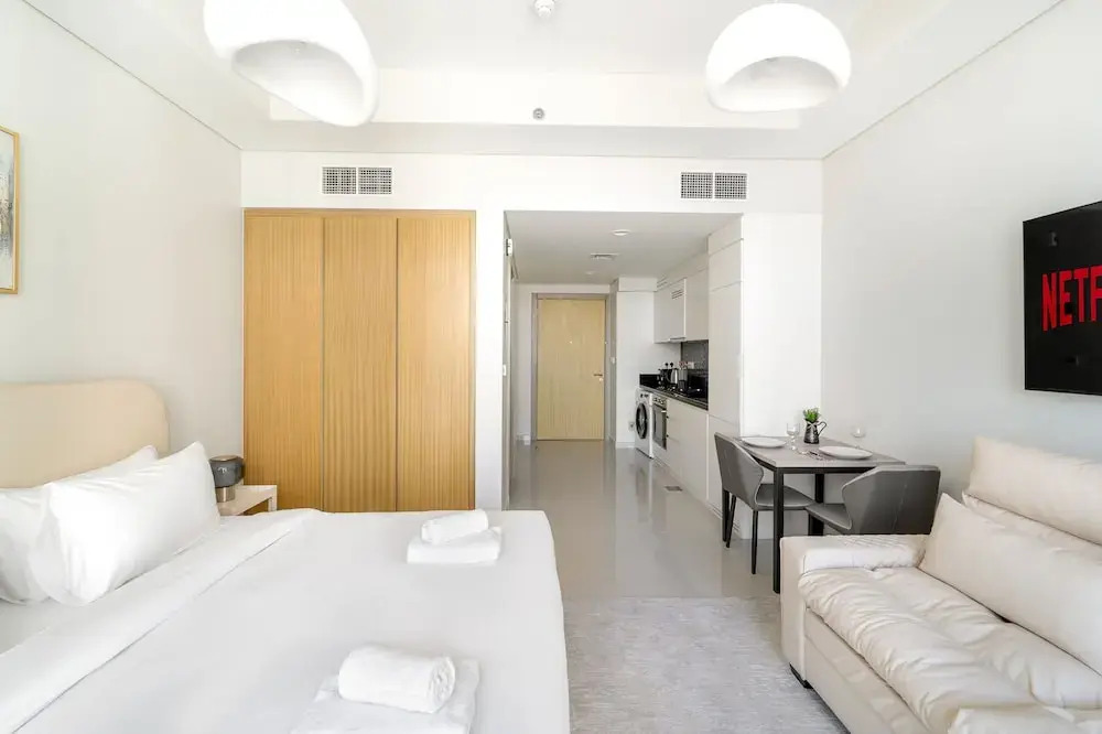Aykon City 2 - 5609 Studio