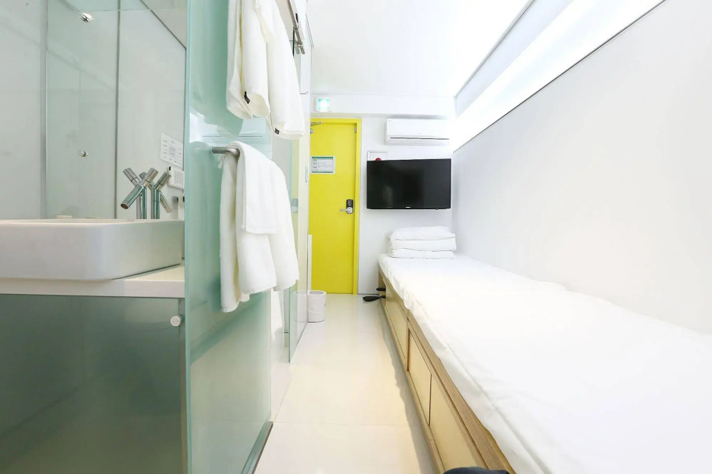 Look Home Guesthouse
