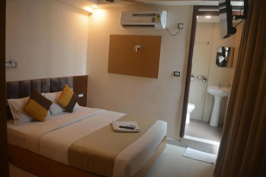 Hotel ABM Aura