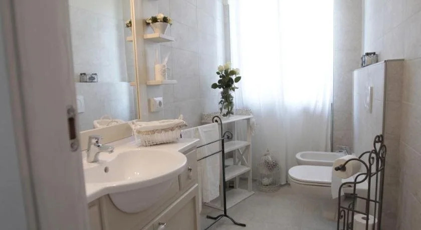 B&B La Casa di Pamela - 5 min Lago Varese