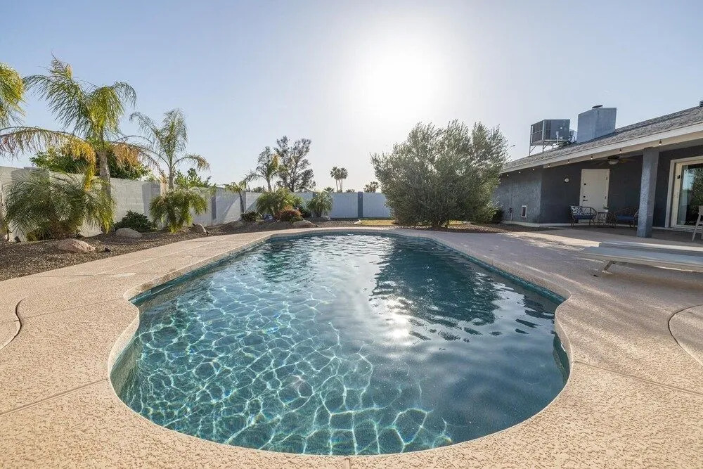 Mesa Garnet 4 Bedroom Home by RedAwning
