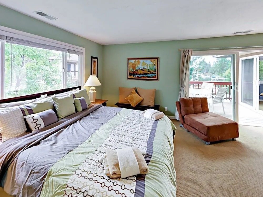 474 Capri Dr Home