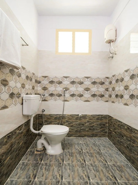 OYO 23151 Hotel Abani