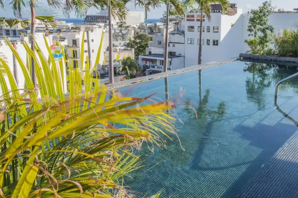 Wonderful Cozy Apartment Spectacular Rooftop Terrace Swimming Pool in 5th Ave
