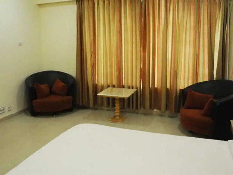 Hotel Neelkanth Blues