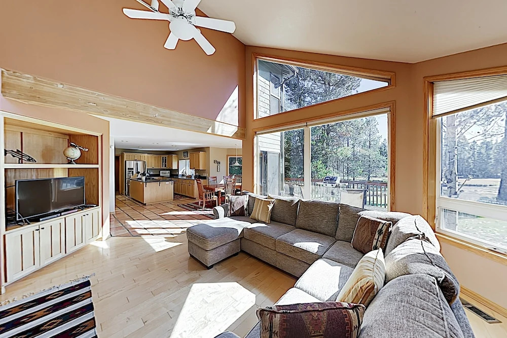 New Listing! All-suite Riverside Getaway W/ Dock 3 Bedroom Home
