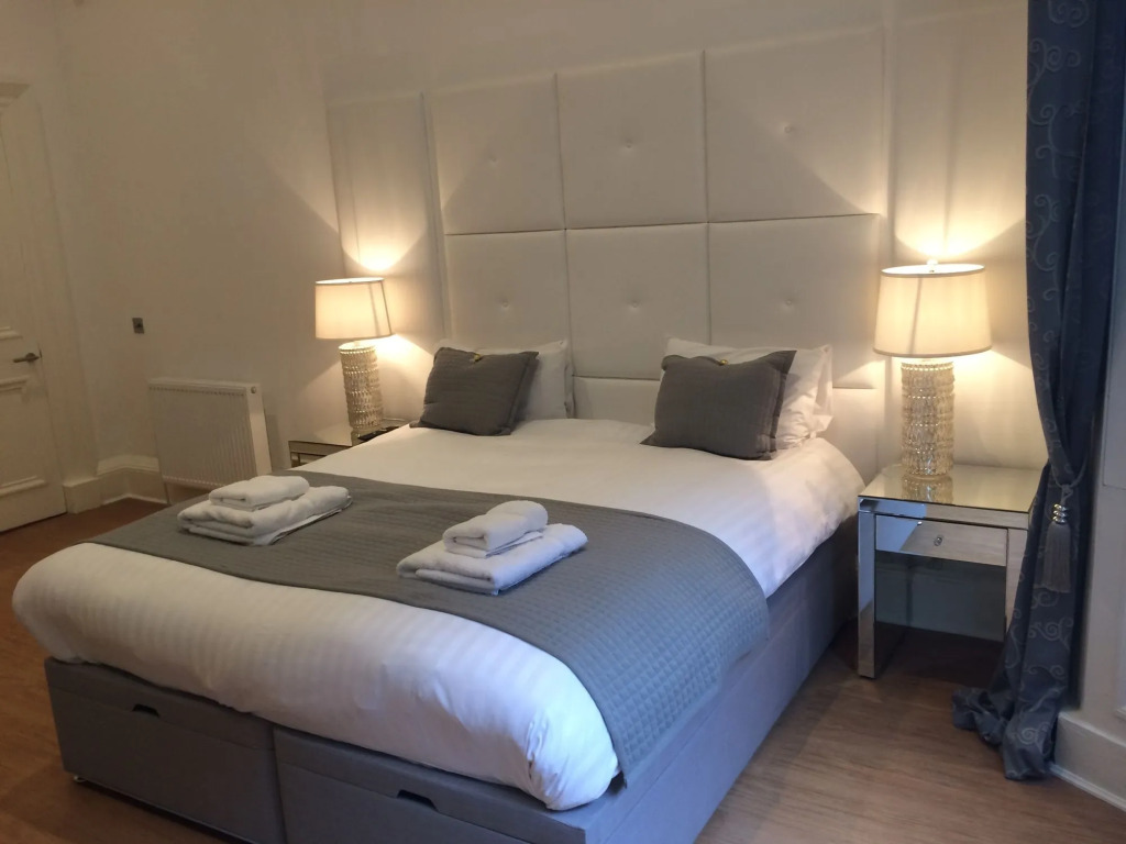 Hanover 71 Suites
