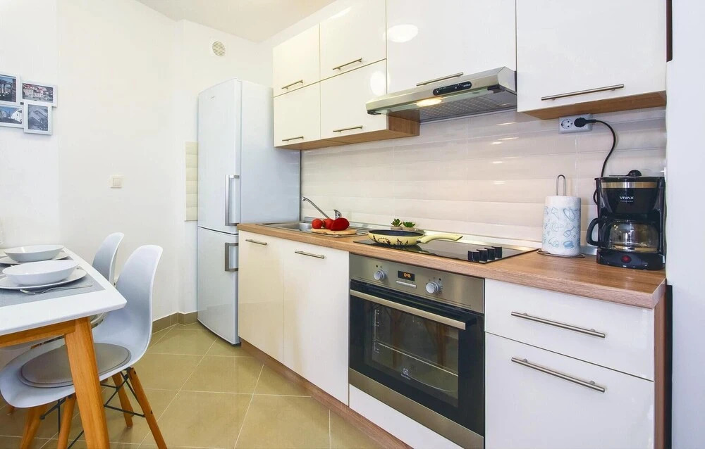 Stunning Apartment in Postira With 1 Bedrooms and Wifi