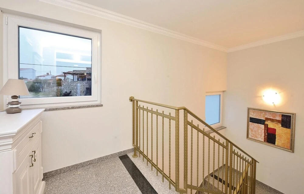 Awesome Home in Kosljun With Wifi and 7 Bedrooms