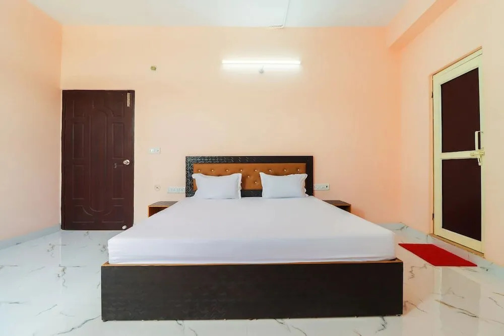 Goroomgo Shubh Lagan Inn