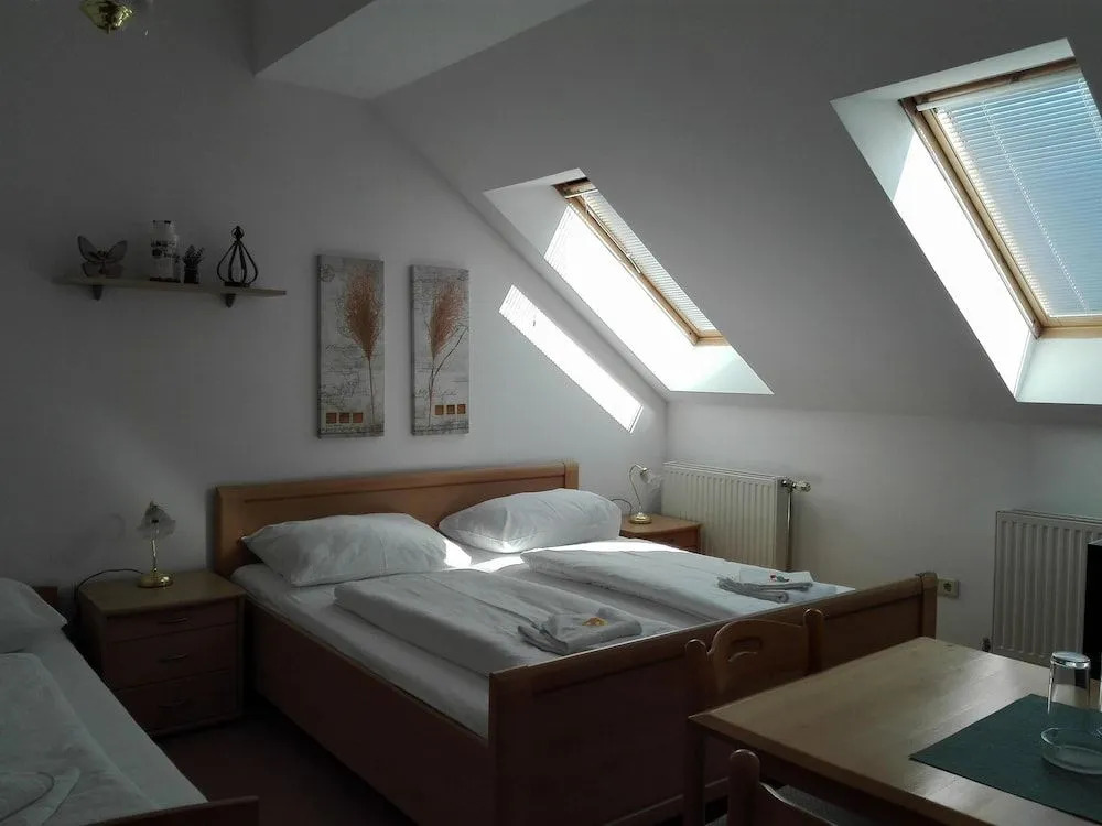 Pension Lizzi