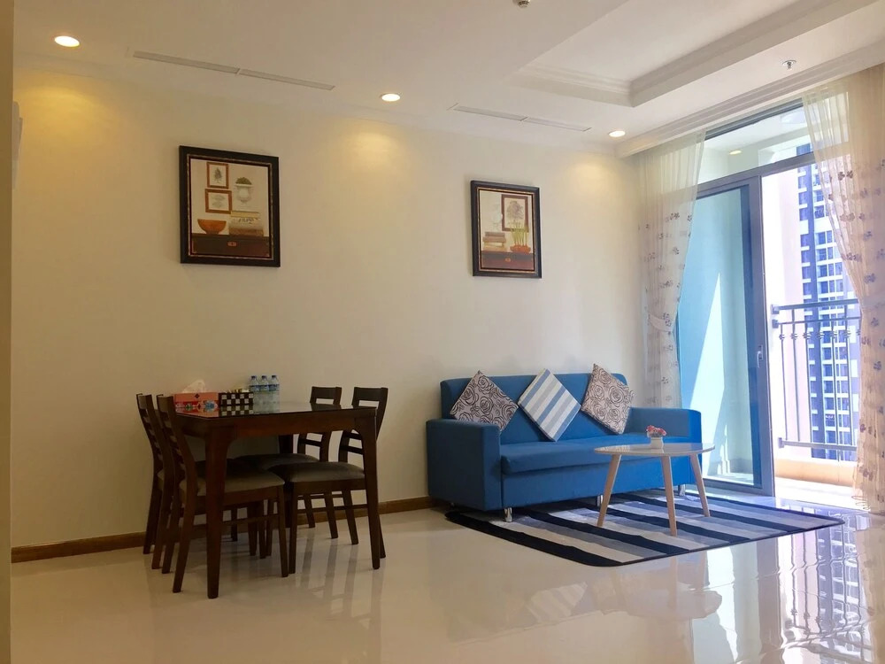 2 BRs Apt at Vinhomes Central Park
