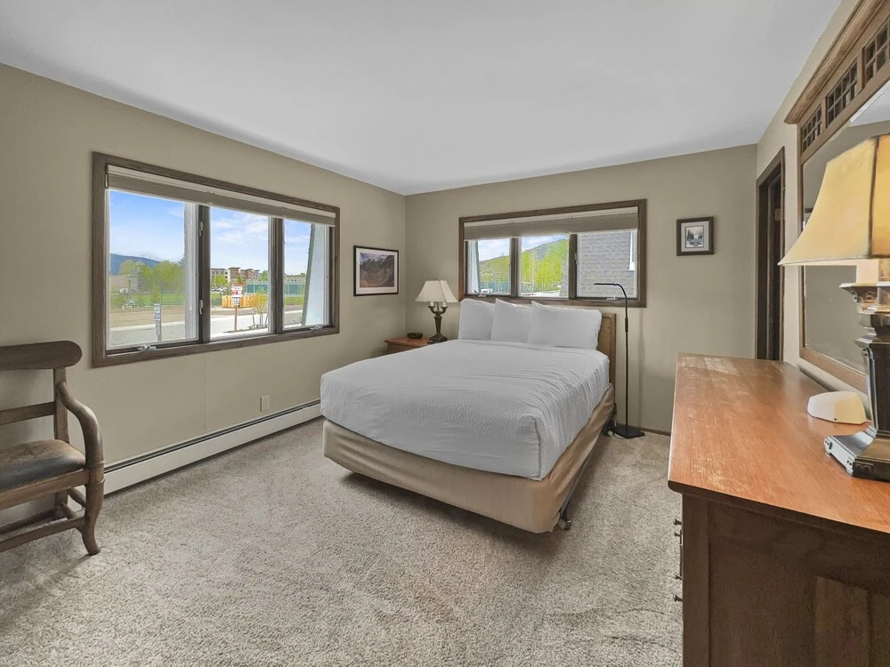 Cc12 Chateau Claire 2 Bedroom Condo by RedAwning