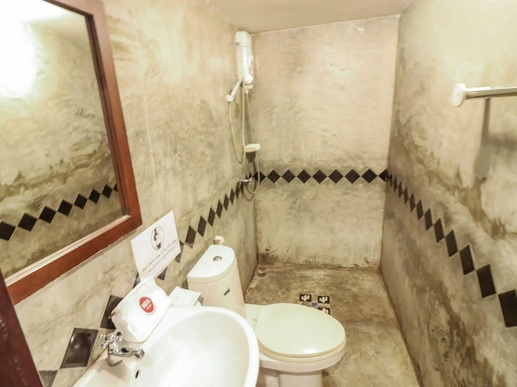 Nida Rooms Chiang Mai Suriwong Robinson