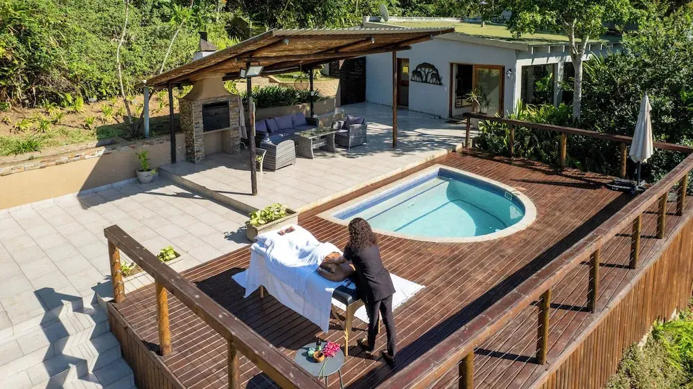 Bushbaby Valley Lodge