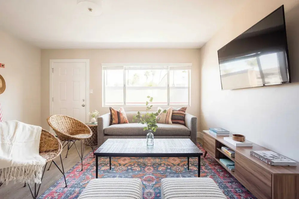 Seashore Buyout by Avantstay Sleeps 21, 7 Spaces