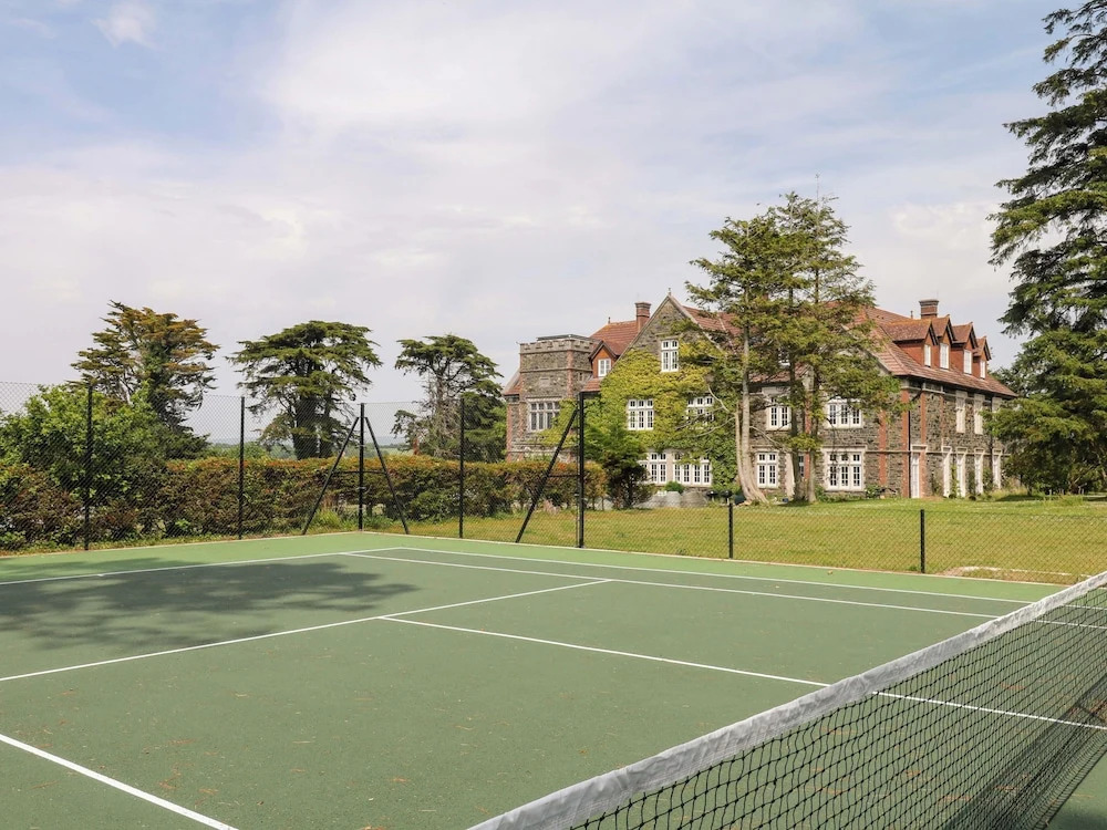 Alston Hall