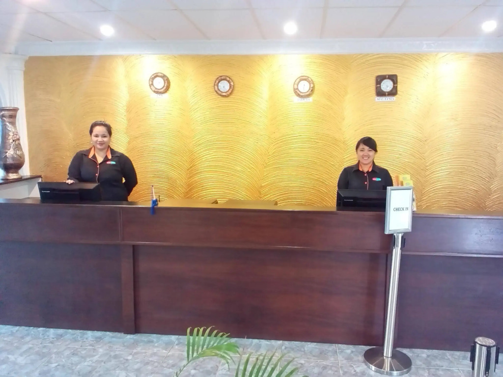 Easy Hotel