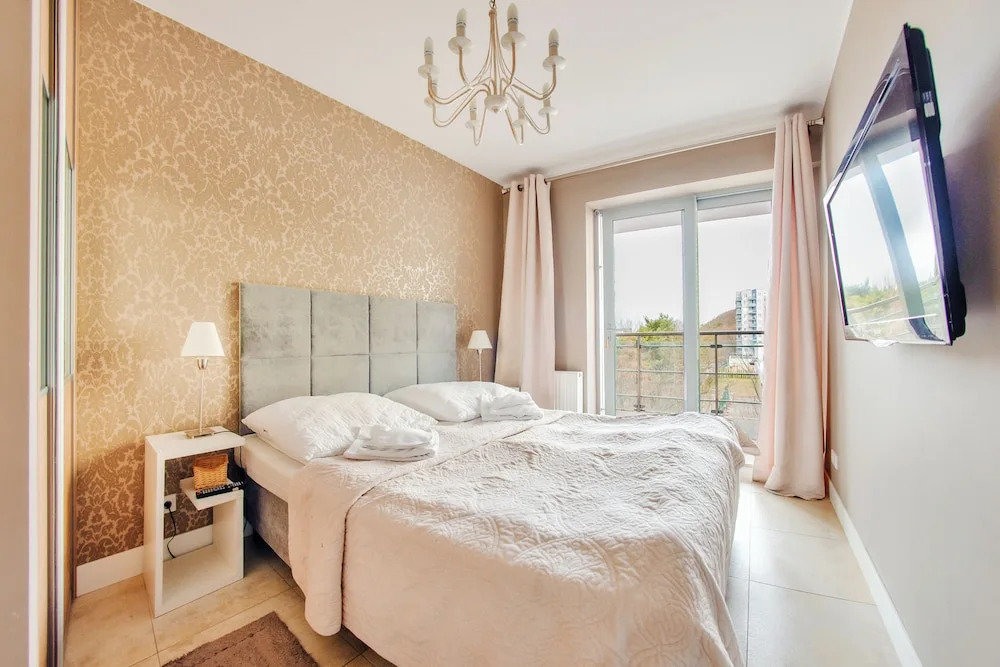 Wechta with Sea View & Free Sauna