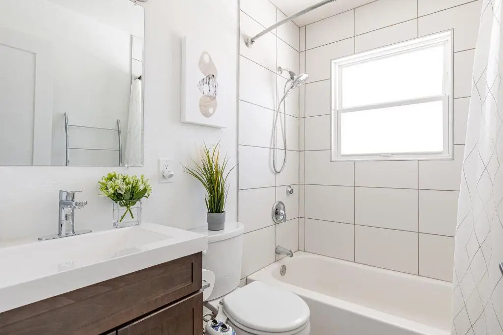 Well-Stocked, Family Friendly Home on the Westside STR-1669