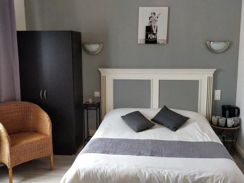 Hôtel Les Grands Voyageurs