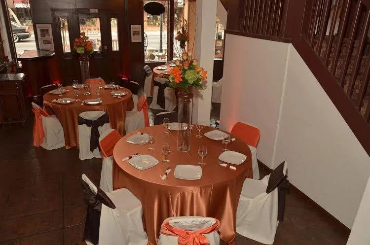 GasLight Inn