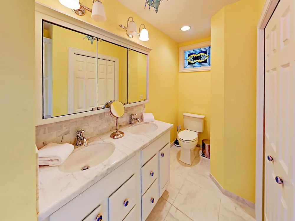 Pershing Way - 4 Br Home