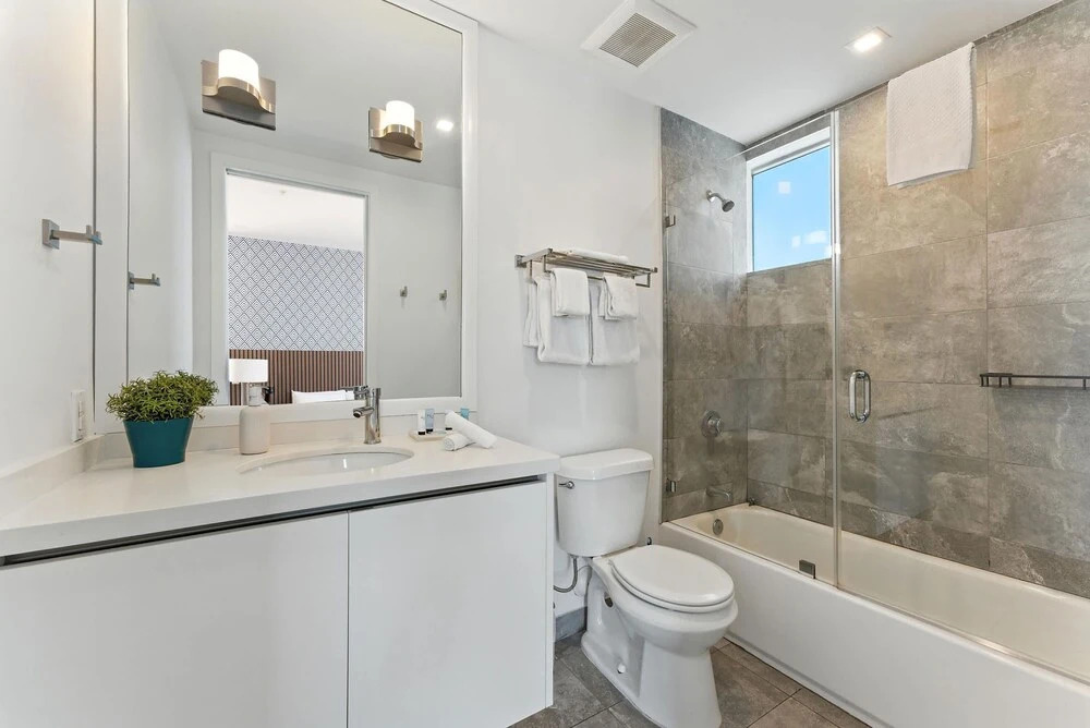 South Beach Sleek 2BR Getaway