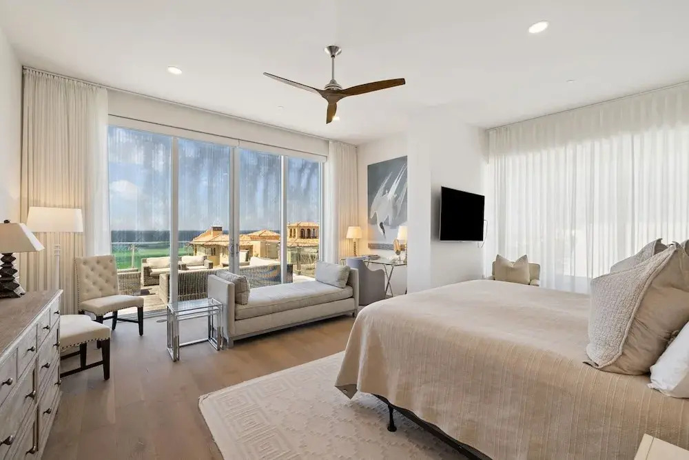 Luxurious Penthouse Condo With Stunning Gulf Views! #402 Viridian In Seagrove 5br Sleeps 12 5 Bedroom Condo by RedAwning