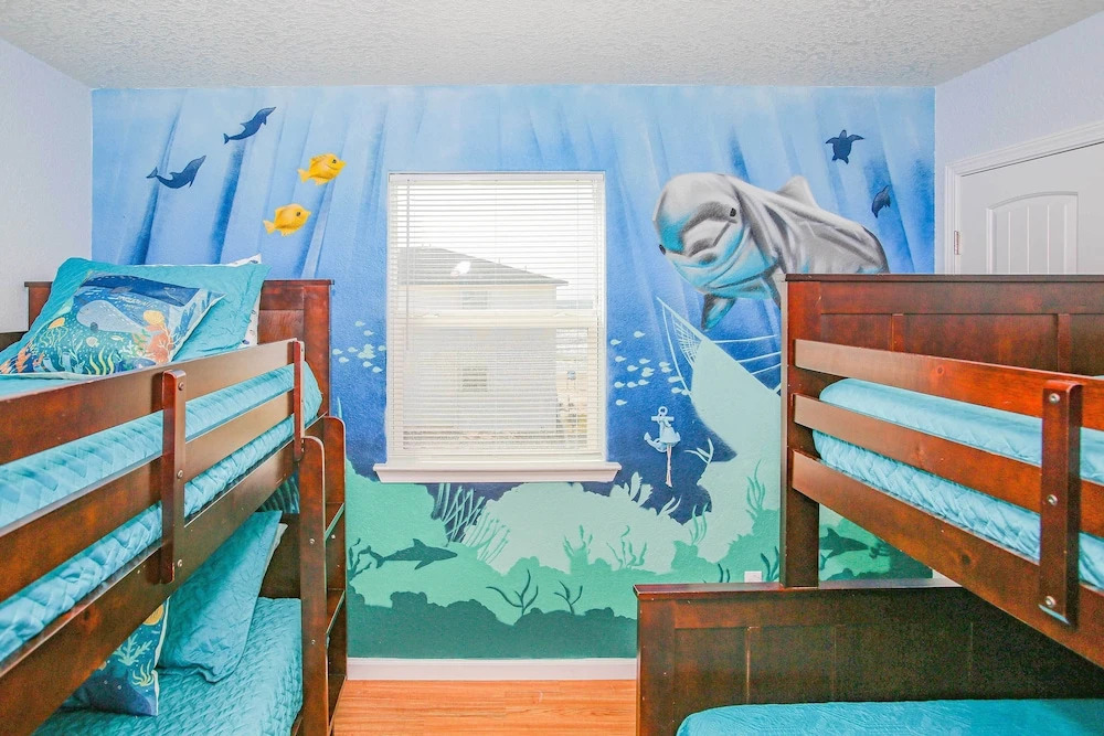 Walk to Shore & Eats: Surfside Beach Gem w/ Deck