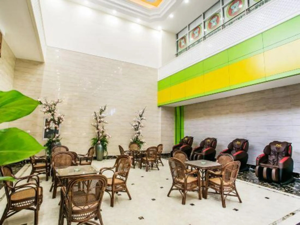 Vienna Hotel (Shaoxing Paojiang)