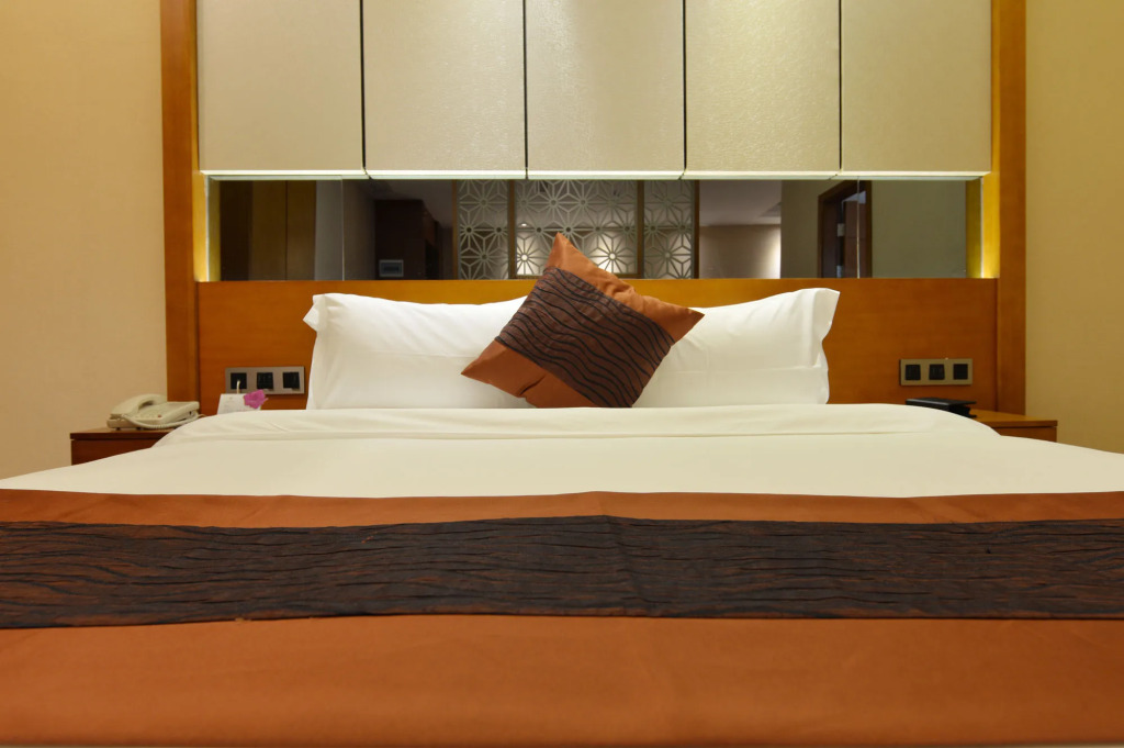Reethi Rah Hotel