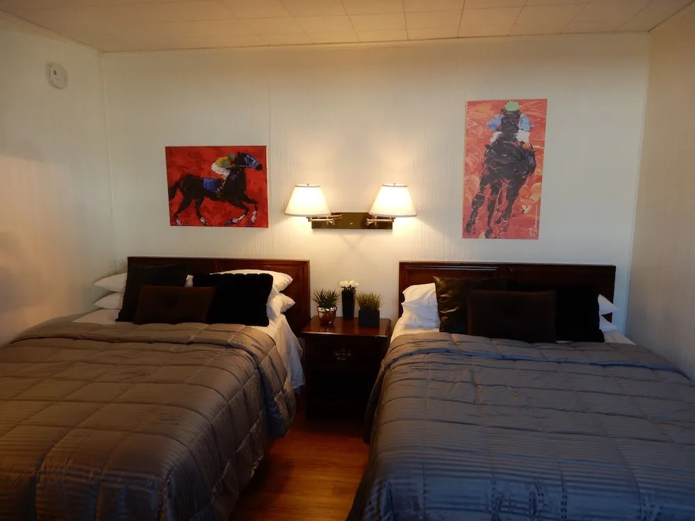 South Broadway Inn and Spa