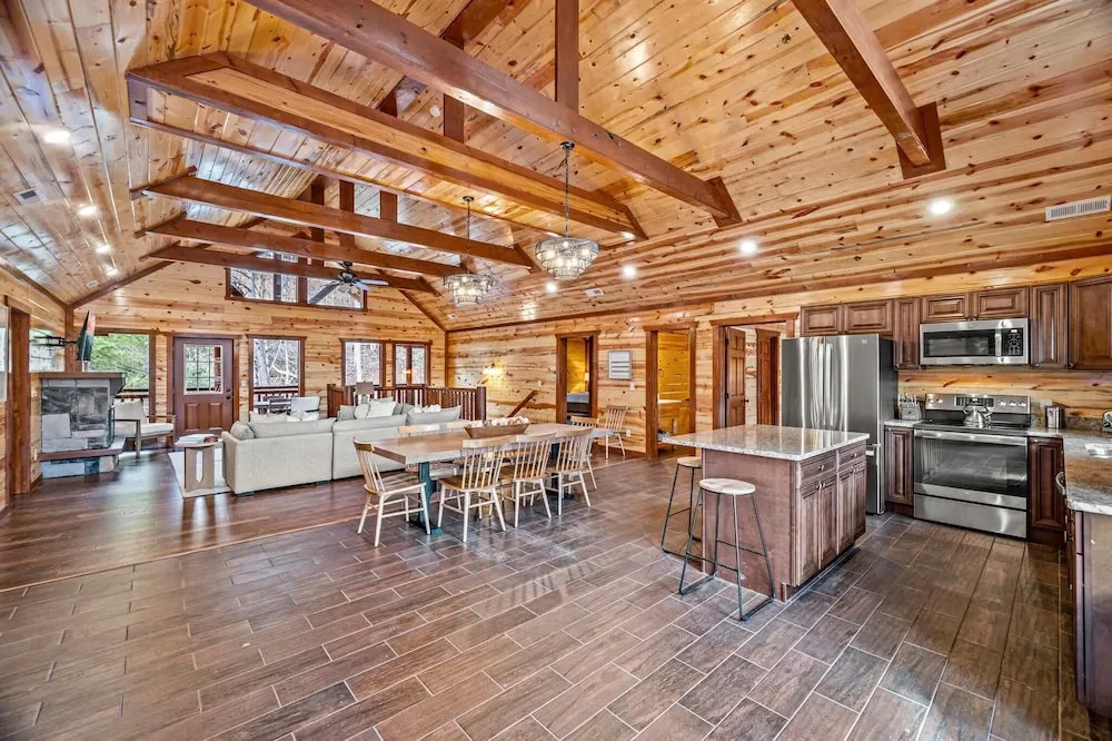 Hillside Retreat in Sevierville