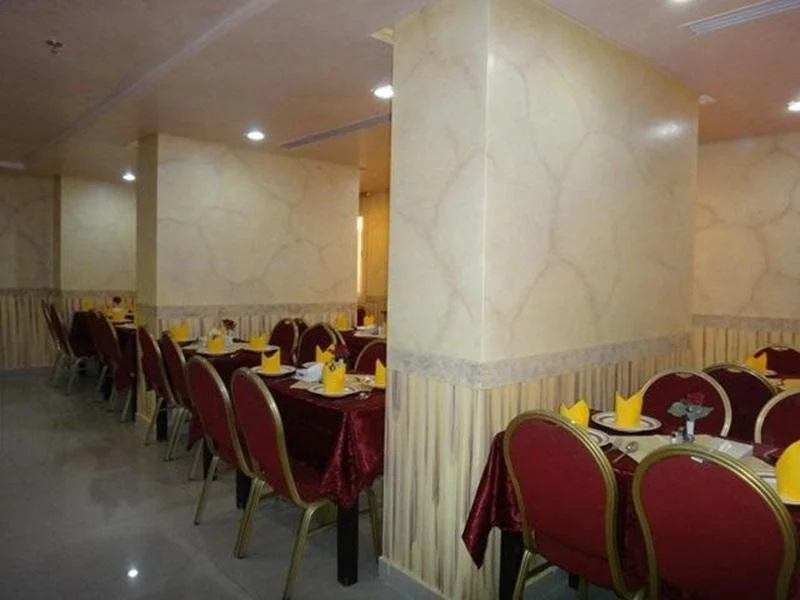 Zahra White Palace Hotel