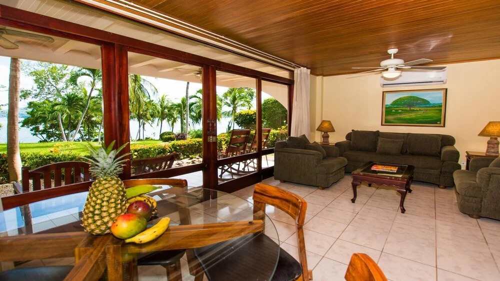 2-bedroom Beachfront Condo With Pool