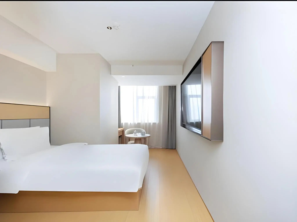 JI Hotel Shanghai Yan An Road Branch