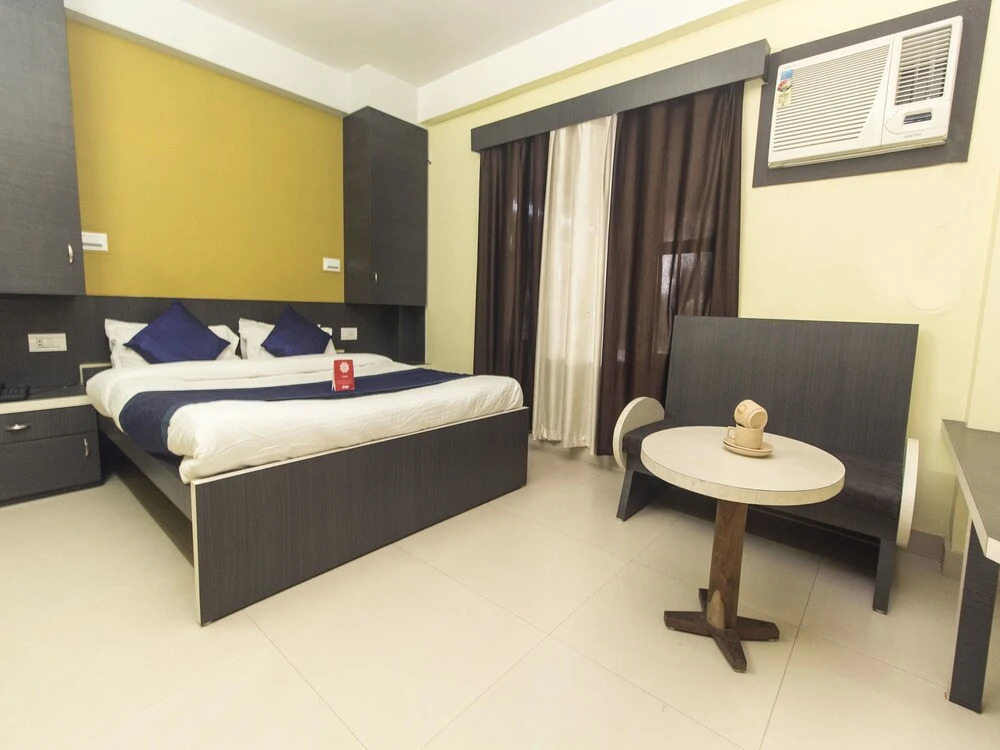 OYO 10696 Hotel Jagat