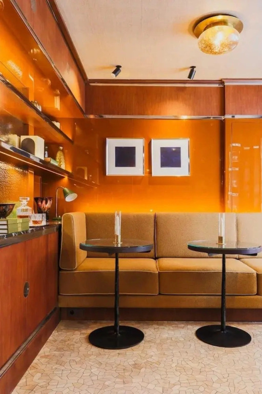 Confidential Room 3, a Stones Throw From the Louvre
