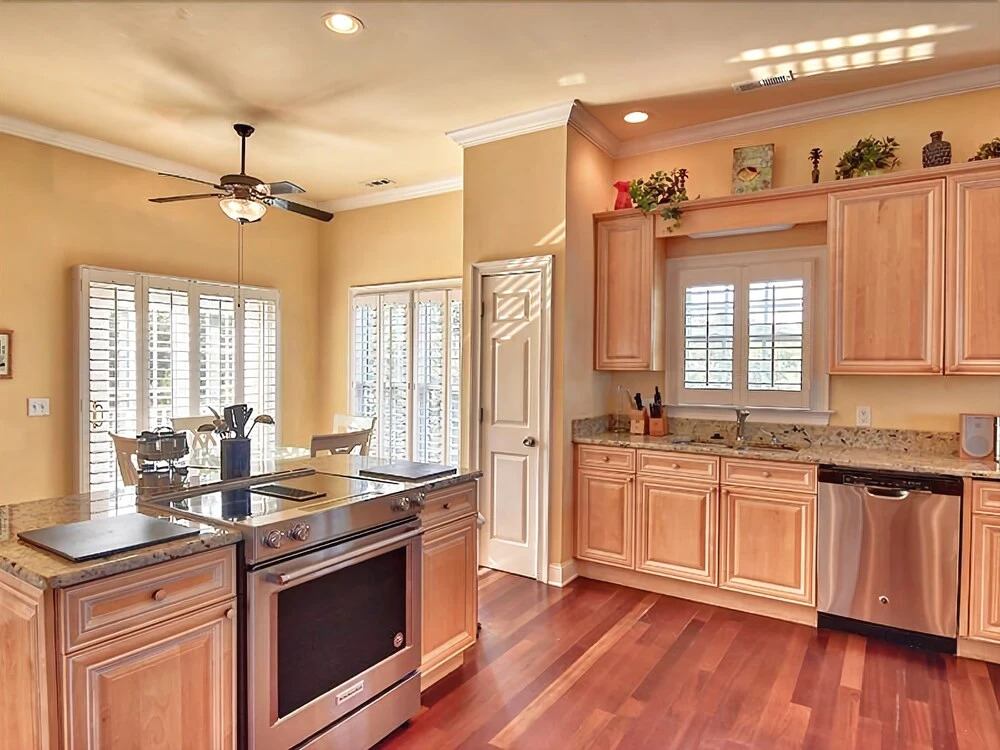 192 Sand and Sea 5 Br Home by RedAwning