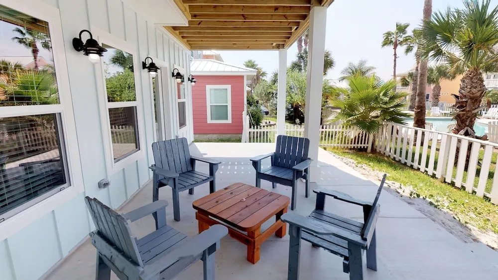 Salt & Lime 3 Bedroom Home