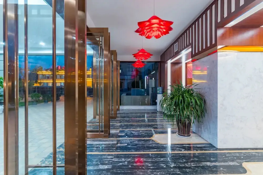 Love Home Theme Hotel Kunming Airport