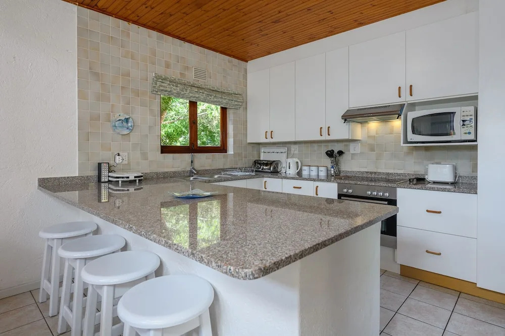 San Lameer Villa Rentals 10307
