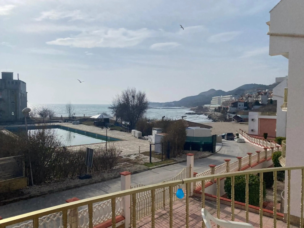 25m FROM THE BEACH!! Luxury Sea Paradise Apartment