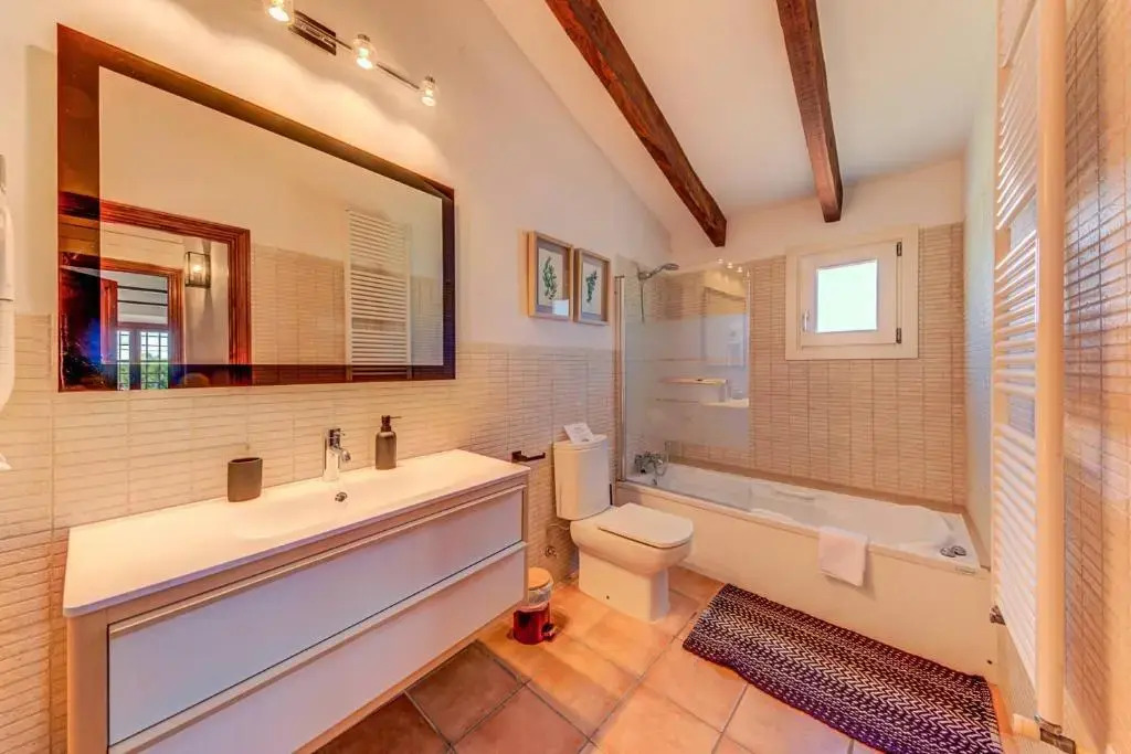 Villa Font Xica Gran by Sealand Villas