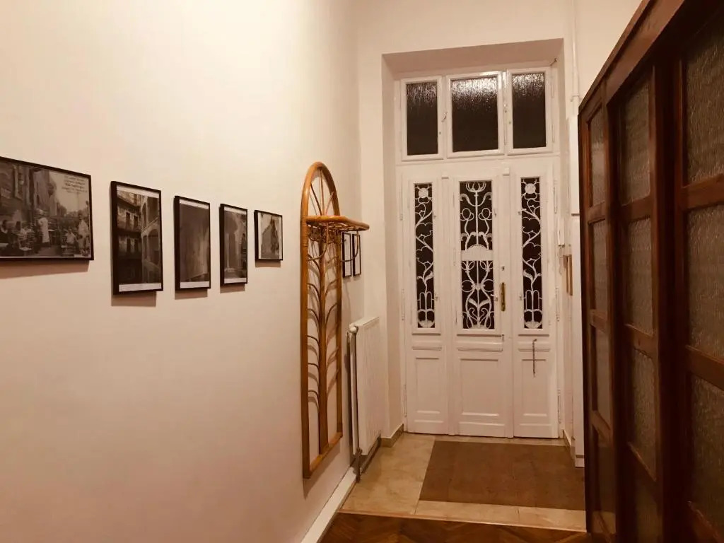 Szenes-House Apartman