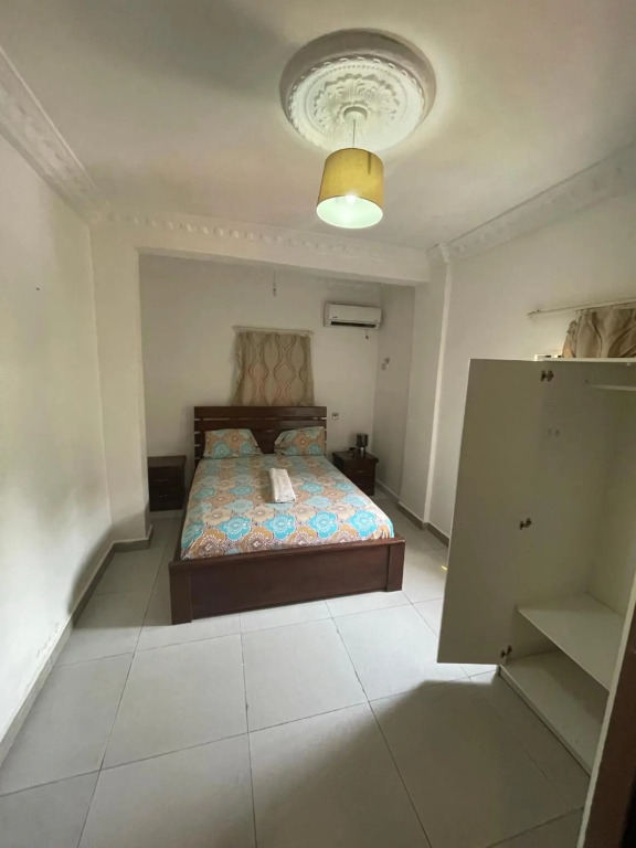 Belvoir Estate & Luxury Furnished 1Beds Basement Ground Floor Split Levels & 2Beds Upper Level Serviced Apart-Hotel & Residence
