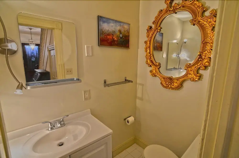 215 Southeast Townhome #1039 - 3 Br Townhouse